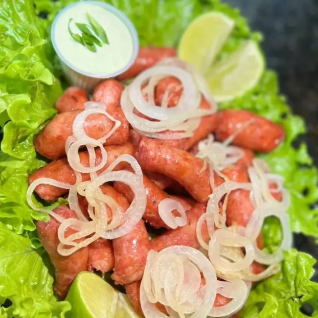 Linguiça Acebolada